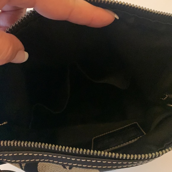 COACH Black/Gray Signature Monogram Canvas & Leather Shoulder Bag - Picture 7 of 16